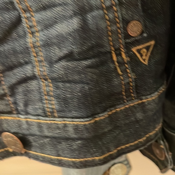 Dark wash guess denim jacket new with tags - Picture 4 of 4